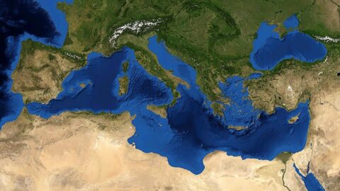 1200px Mediterranean Sea 16.61811E 38.99124N